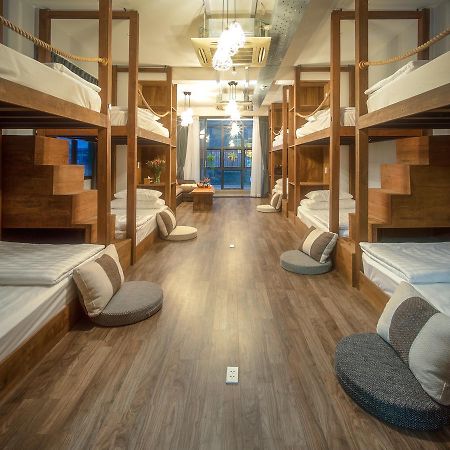 Della Boutique Hotel Хошимин Екстериор снимка